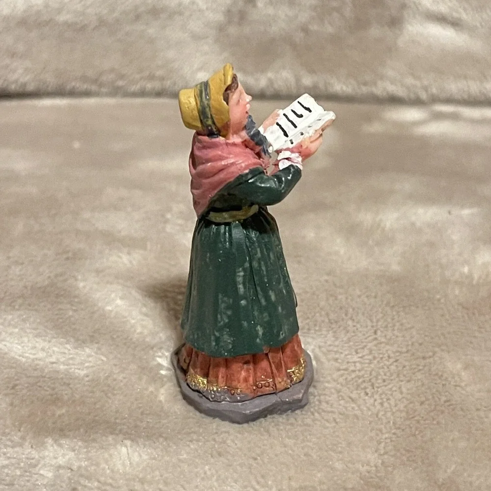 Vintage Lemax 1999‎ Caroling  Woman Christmas Village Figurine Dept 56 Miniature